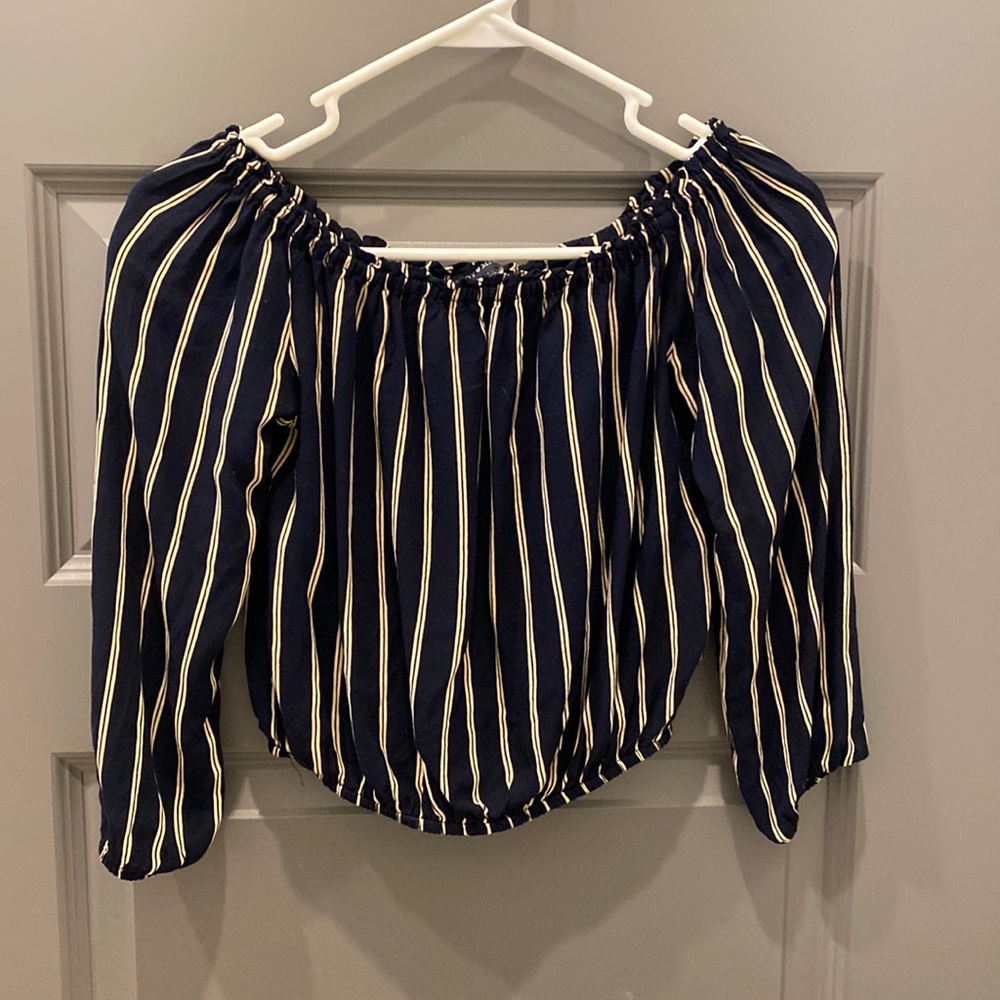 Brandy Melville Off the Shoulder Crop Top